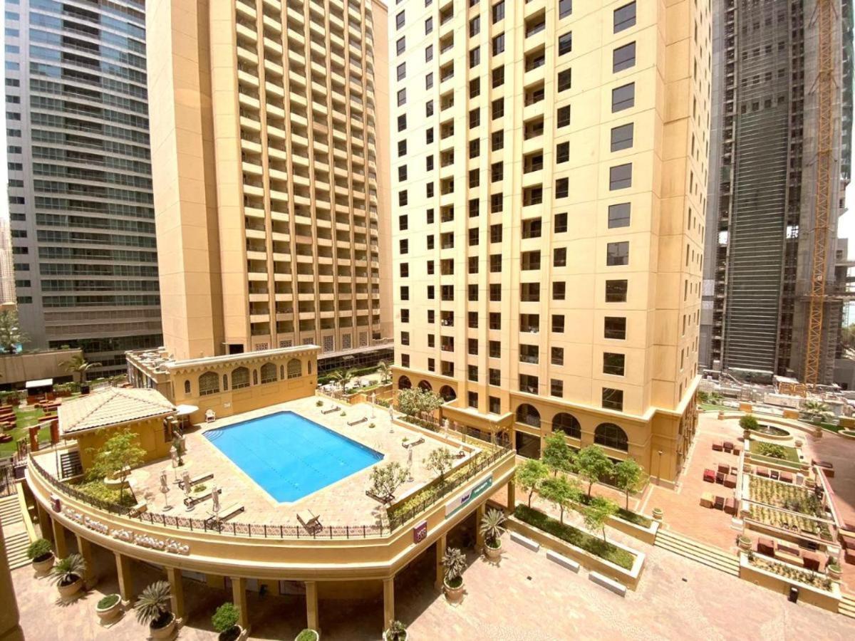 The Beach Hostel Dubai Exterior photo